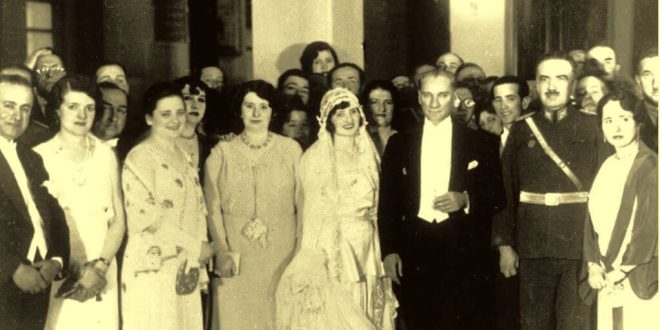 Atatürk’ün Kadınlarla İlgili Sözleri Nelerdir?