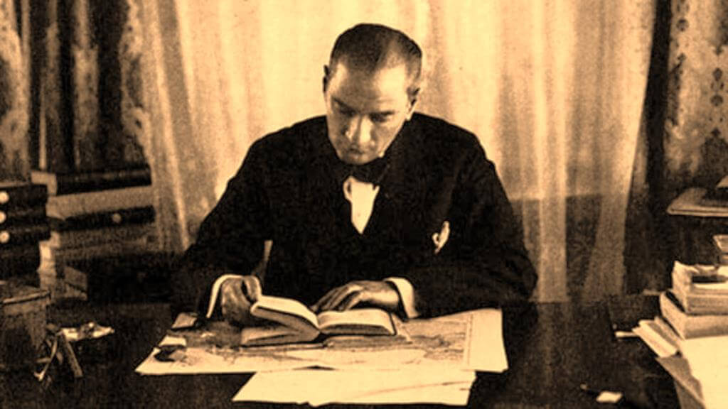 Atatürk’ün Türk Dili Üzerine Yaptığı Çalışmalar Nelerdir?