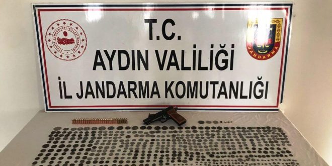 Aydın'da 998 sikkenin ele geçirildiği operasyonda 3 kişi yakalandı