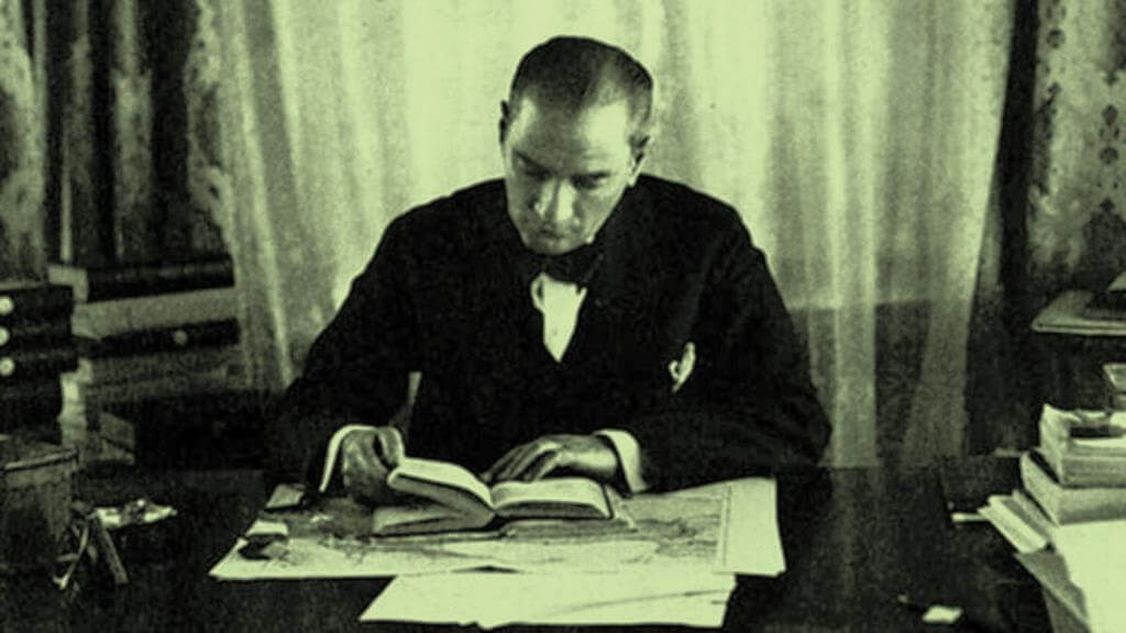 Atatürk'ün Türk Dili Üzerine Yaptığı Çalışmalar