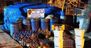 İzmir Menderes İleçsinde 2 bin 250 litre kaçak şarap ele geçirildi