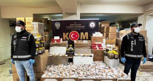 İzmir'de tütün kaçakçılığı operasyonunda 2 şüpheli tutuklandı