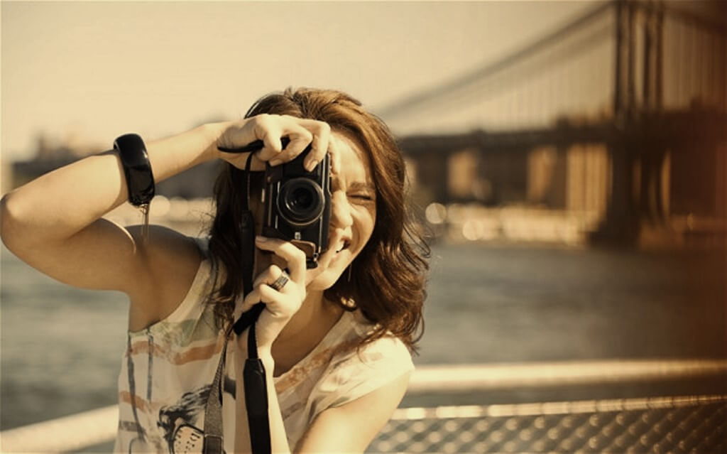 Rüyada Fotoğraf makinesi görmek